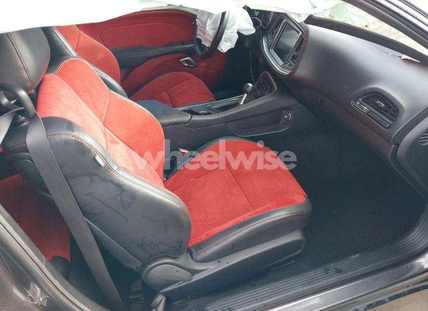 Photo 5 of 2021 Dodge Challenger R/T (VIN 2C3CDZBT1MH560306)