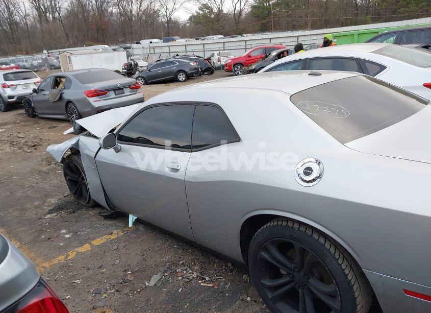 Photo 13 of 2021 Dodge Challenger R/T (VIN 2C3CDZBT1MH586419)