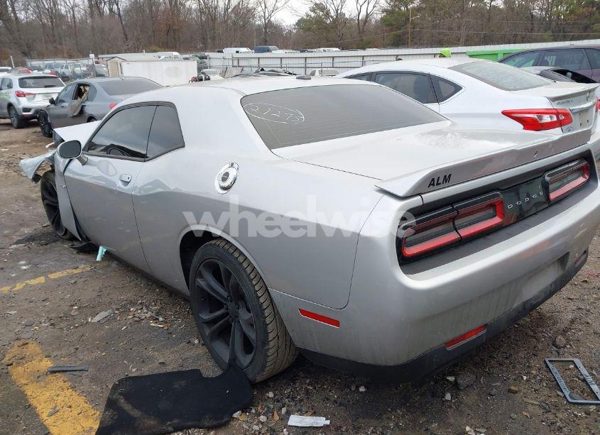Photo 3 of 2021 Dodge Challenger R/T (VIN 2C3CDZBT1MH586419)