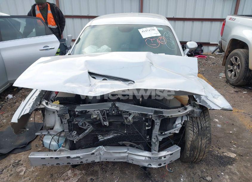 Photo 6 of 2021 Dodge Challenger R/T (VIN 2C3CDZBT1MH586419)