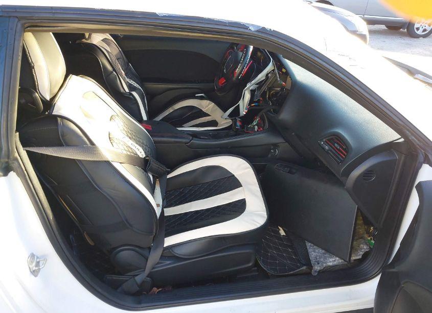 Photo 5 of 2021 Dodge Challenger R/T (VIN 2C3CDZBT1MH593726)