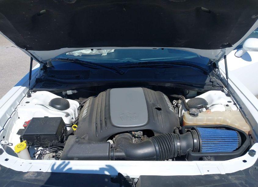 Photo 10 of 2016 Dodge Challenger R/T (VIN 2C3CDZBT2GH193663)