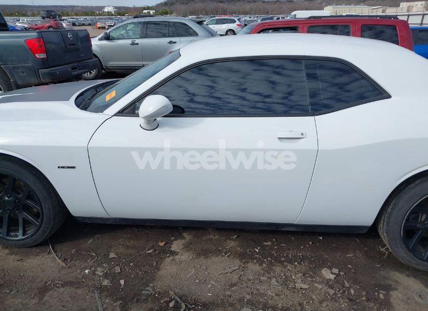 Photo 14 of 2016 Dodge Challenger R/T (VIN 2C3CDZBT2GH285176)