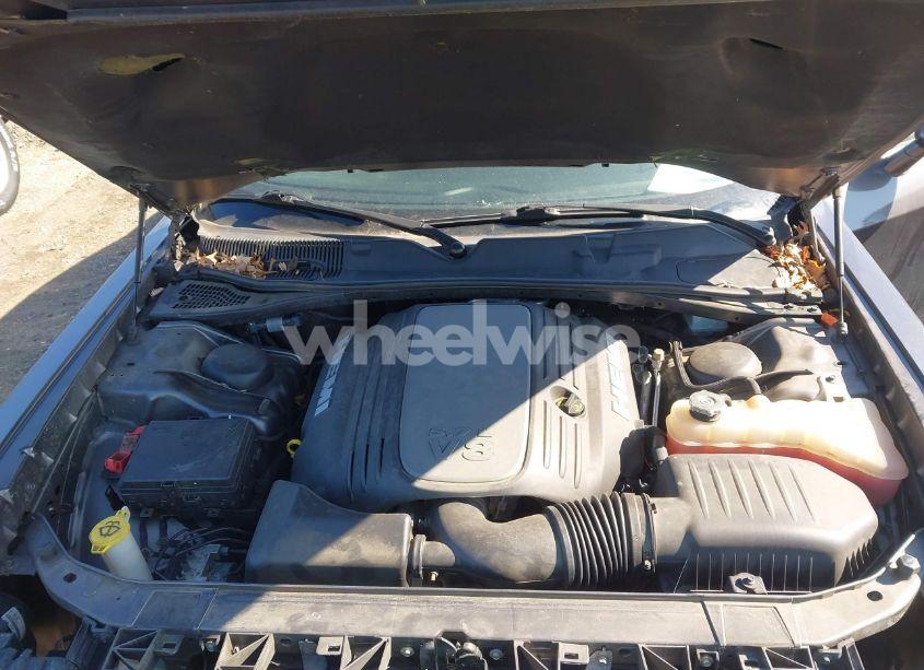 Photo 10 of 2016 Dodge Challenger R/T (VIN 2C3CDZBT2GH308908)