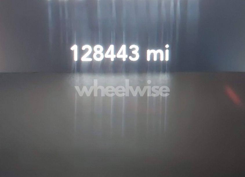 Photo 16 of 2016 Dodge Challenger R/T (VIN 2C3CDZBT2GH308908)