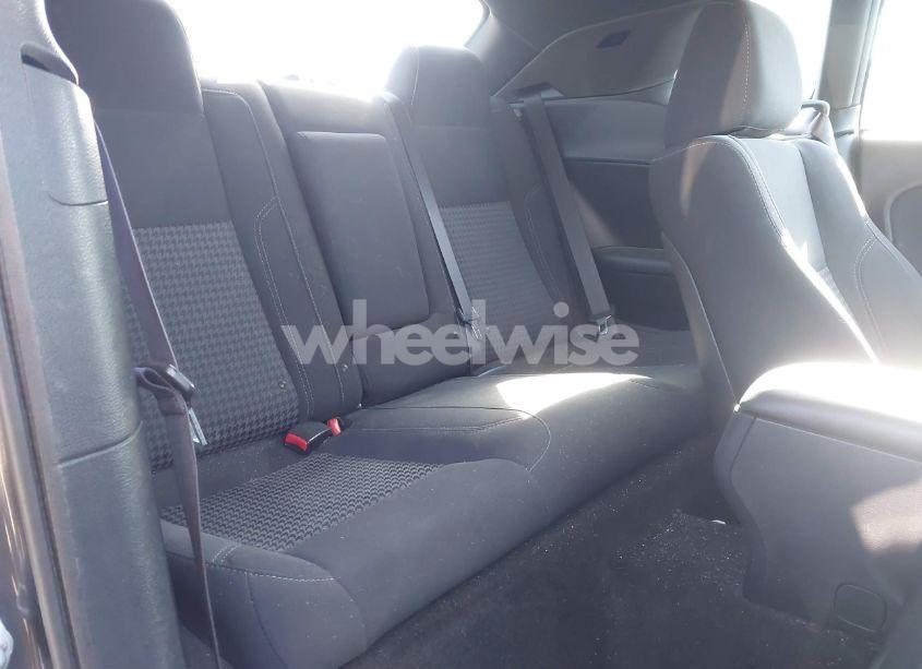 Photo 8 of 2016 Dodge Challenger R/T (VIN 2C3CDZBT2GH308908)