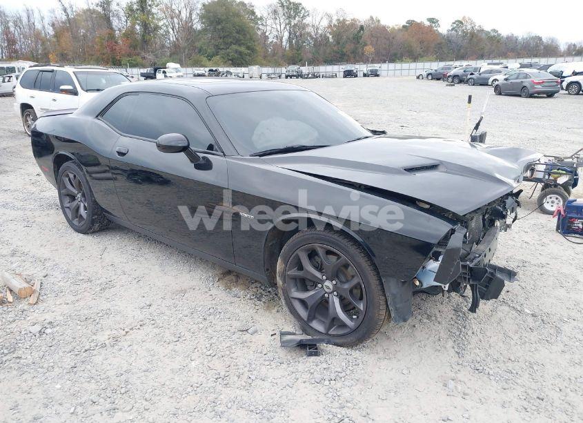2017 Dodge Challenger R/T PLUS (VIN 2C3CDZBT2HH636623) main photo