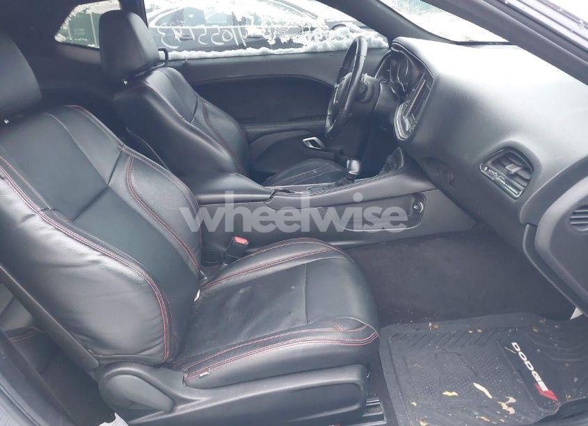 Photo 5 of 2019 Dodge Challenger R/T (VIN 2C3CDZBT2KH531362)