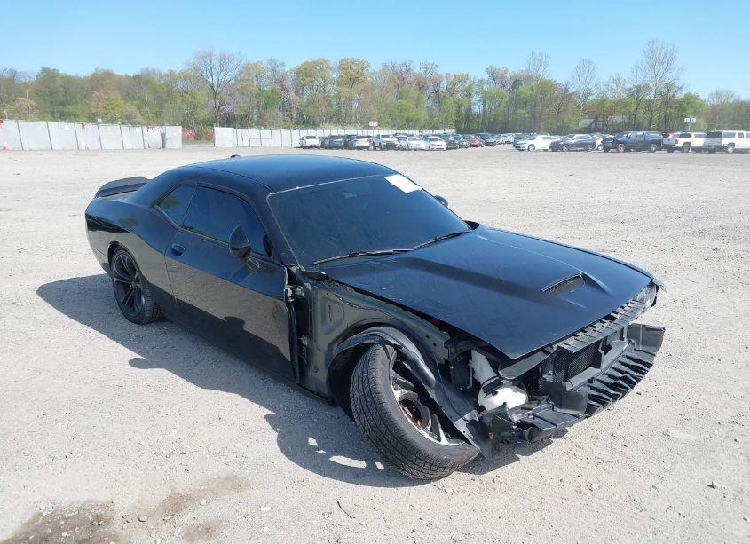 2021 Dodge Challenger R/T (VIN 2C3CDZBT2MH546351) main photo