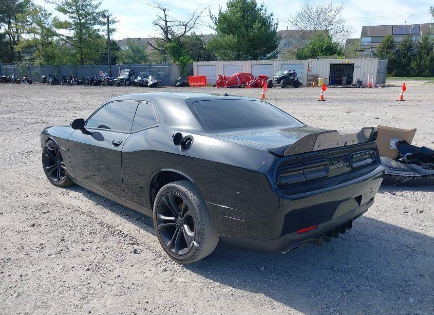 Photo 3 of 2021 Dodge Challenger R/T (VIN 2C3CDZBT2MH546351)