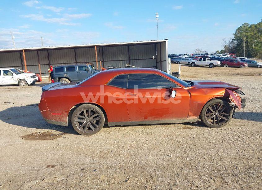 Photo 14 of 2021 Dodge Challenger R/T (VIN 2C3CDZBT2MH560038)