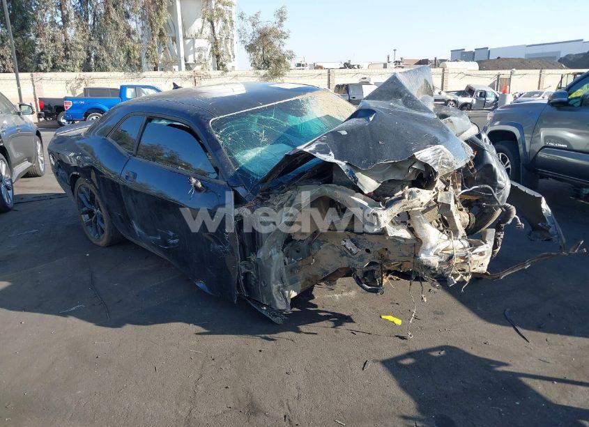 2022 Dodge Challenger R/T (VIN 2C3CDZBT2NH195748) main photo