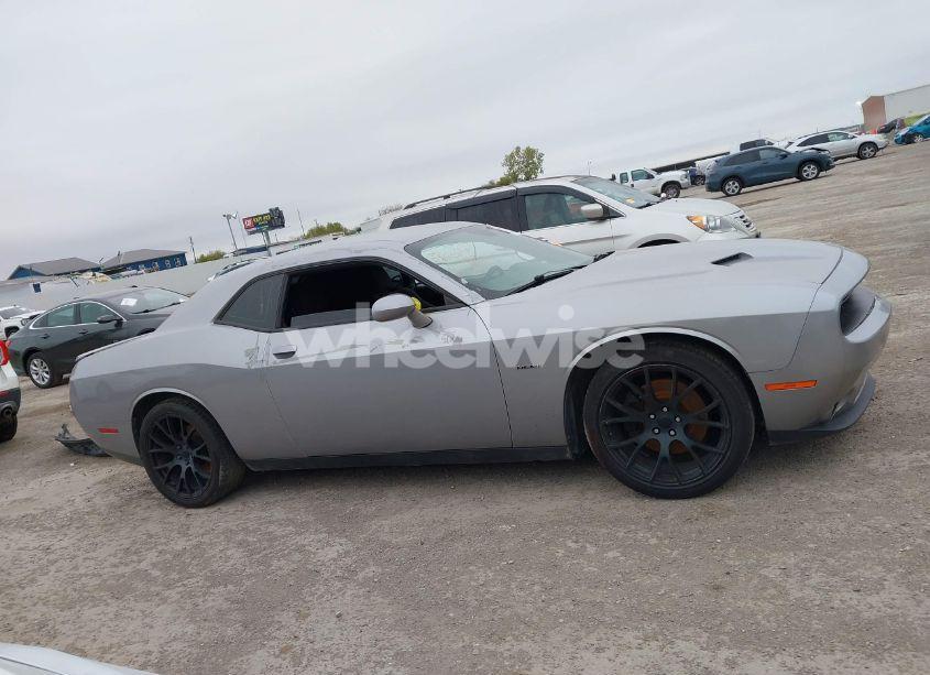 Photo 13 of 2017 Dodge Challenger R/T (VIN 2C3CDZBT3HH651390)