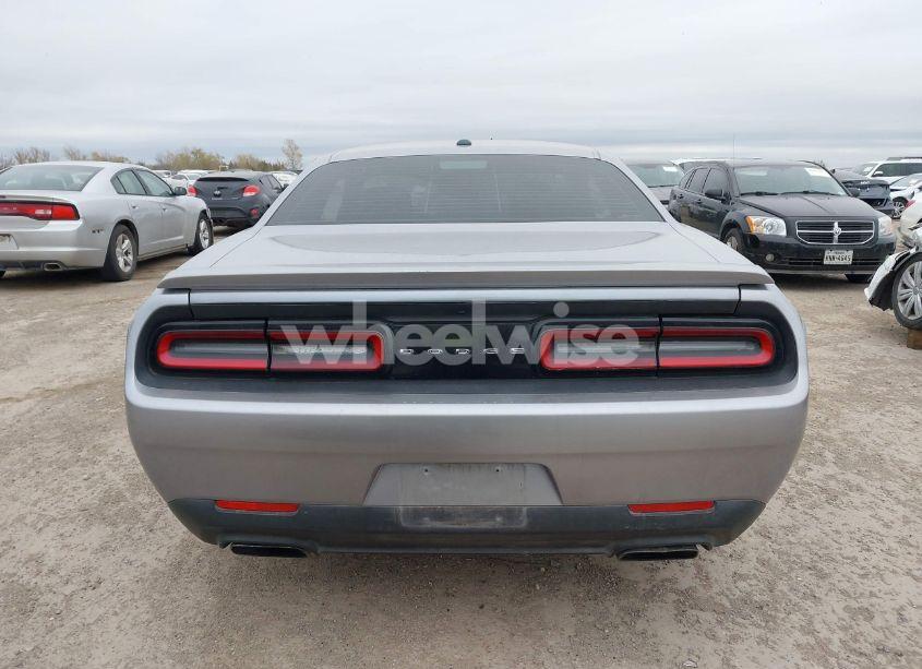 Photo 16 of 2017 Dodge Challenger R/T (VIN 2C3CDZBT3HH651390)