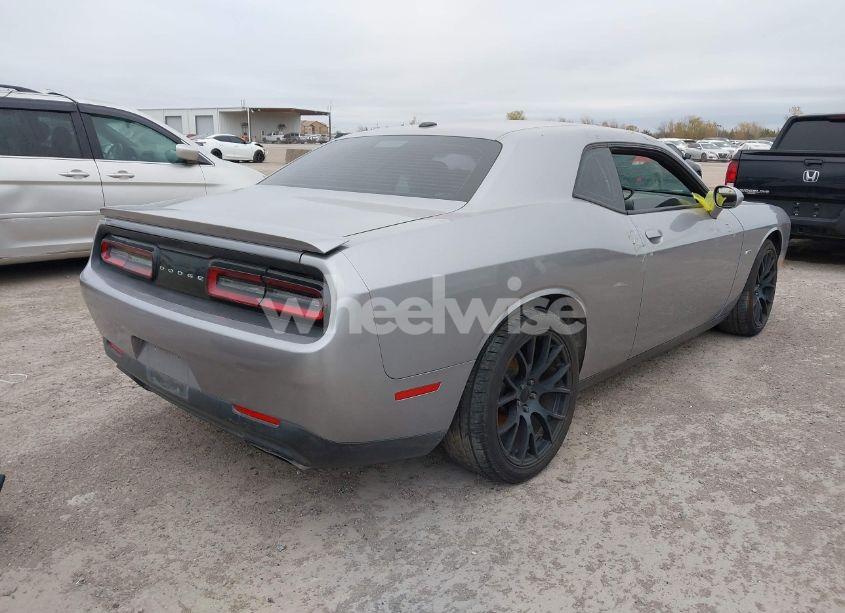 Photo 4 of 2017 Dodge Challenger R/T (VIN 2C3CDZBT3HH651390)