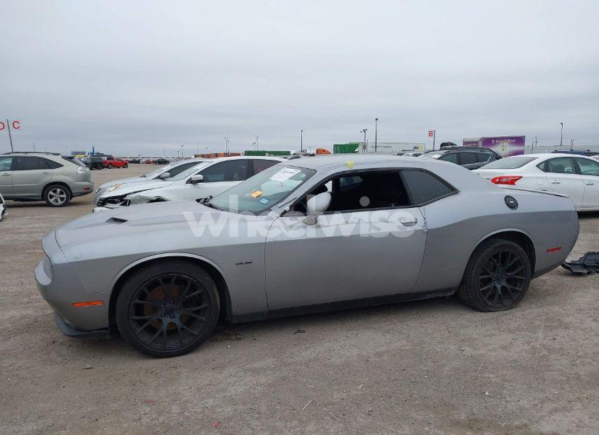 Photo 6 of 2017 Dodge Challenger R/T (VIN 2C3CDZBT3HH651390)