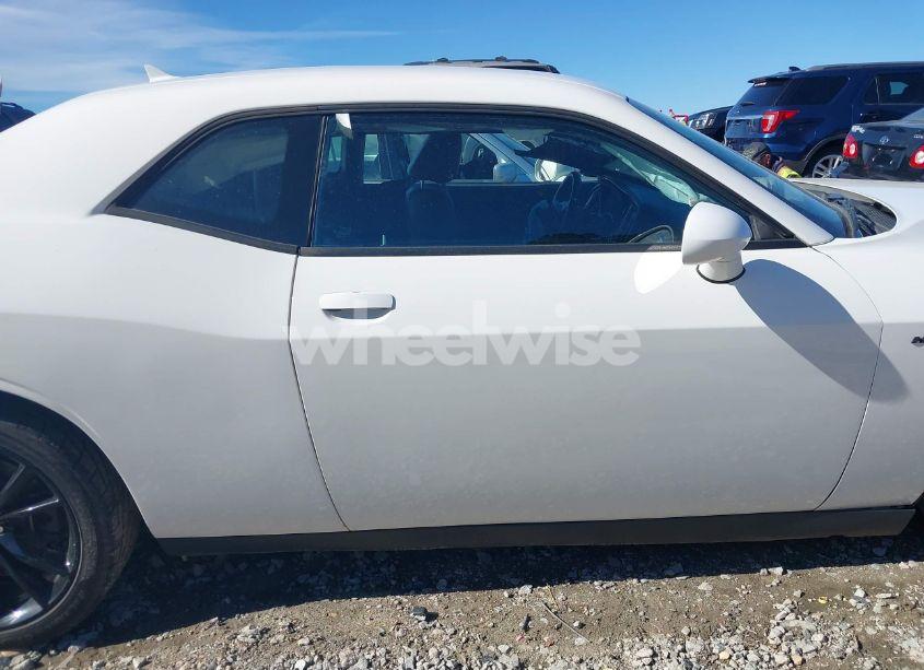 Photo 14 of 2018 Dodge Challenger R/T PLUS (VIN 2C3CDZBT3JH302770)