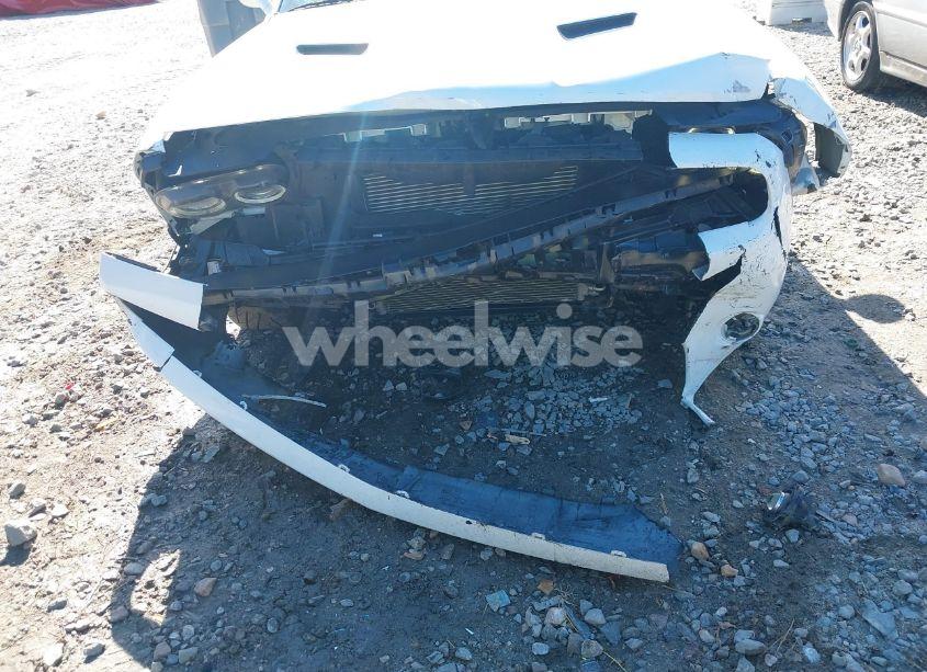 Photo 6 of 2018 Dodge Challenger R/T PLUS (VIN 2C3CDZBT3JH302770)