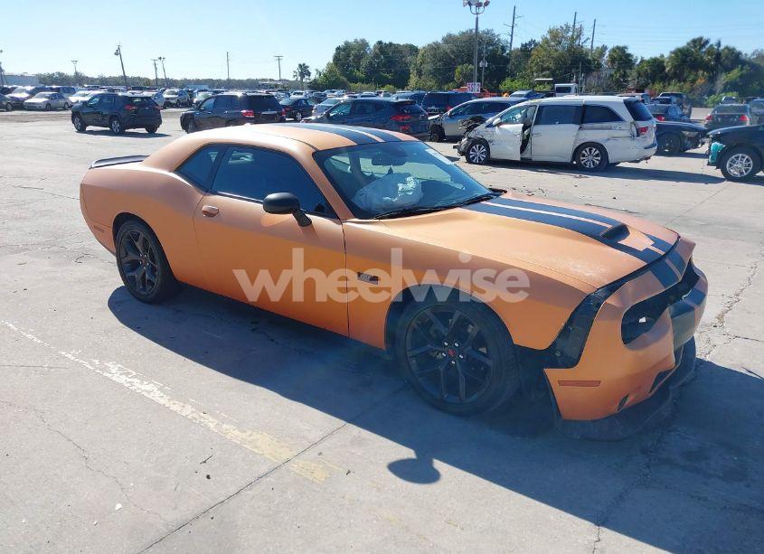 2022 Dodge Challenger R/T (VIN 2C3CDZBT3NH105636) main photo