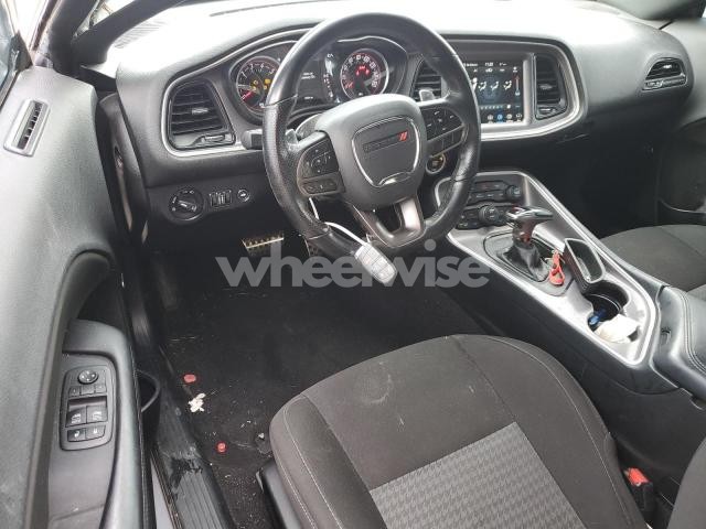 Photo 2 of 2022 DODGE CHALLENGER R/T (VIN 2C3CDZBT3NH109458)