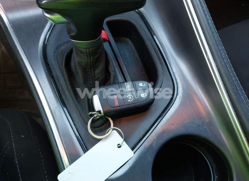 Photo 11 of 2016 Dodge Challenger R/T (VIN 2C3CDZBT4GH119984)