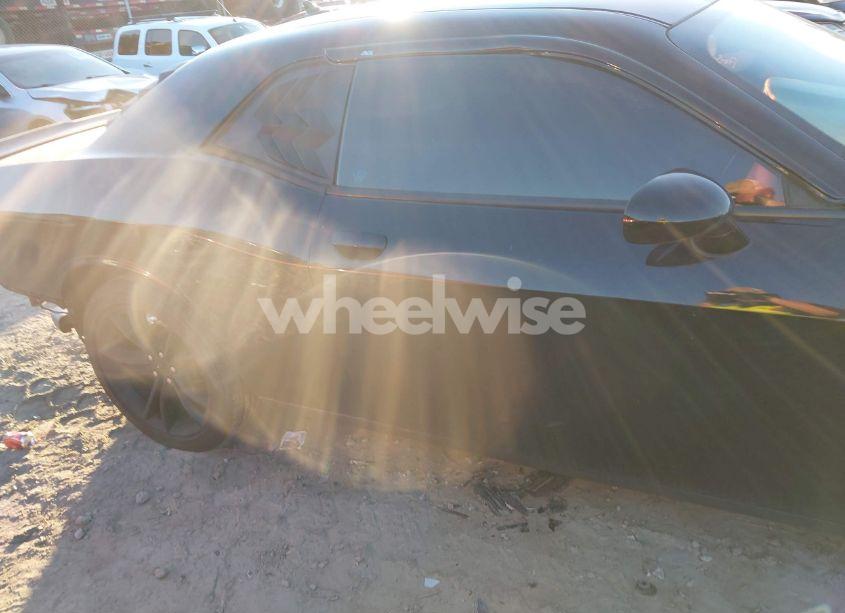 Photo 13 of 2016 Dodge Challenger R/T (VIN 2C3CDZBT4GH119984)