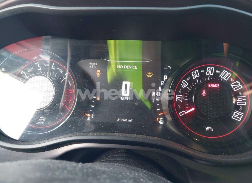 Photo 7 of 2016 Dodge Challenger R/T (VIN 2C3CDZBT4GH119984)