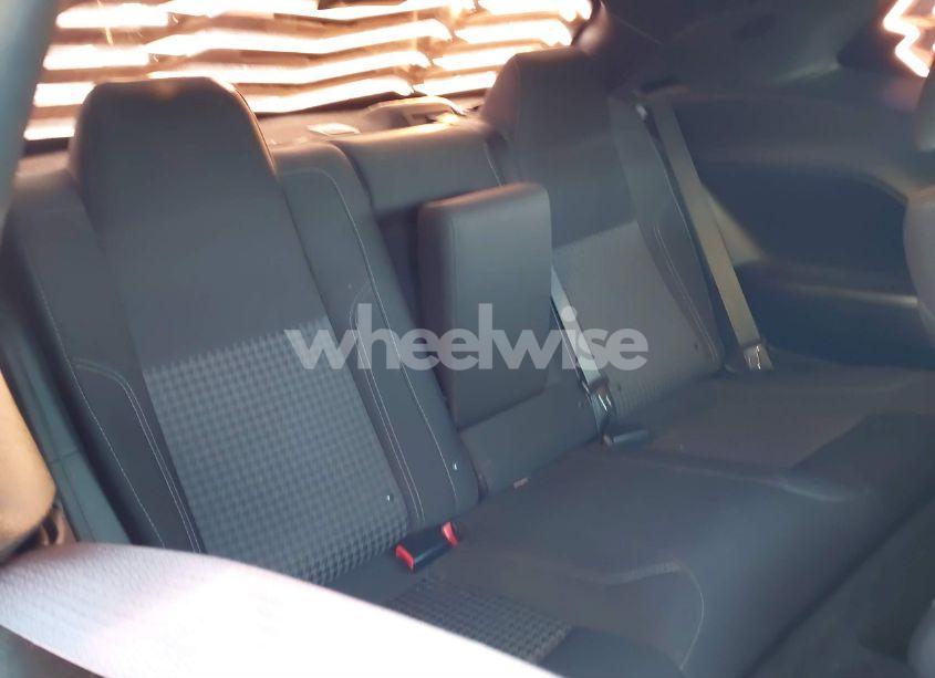 Photo 8 of 2016 Dodge Challenger R/T (VIN 2C3CDZBT4GH119984)