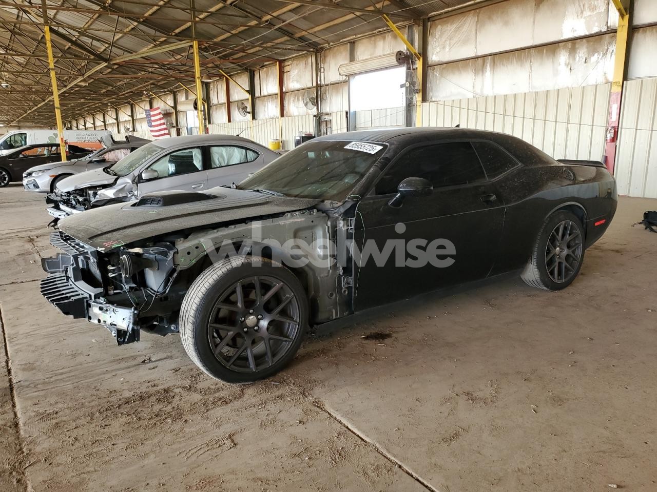 2016 DODGE CHALLENGER R/T (VIN 2C3CDZBT4GH195415) main photo