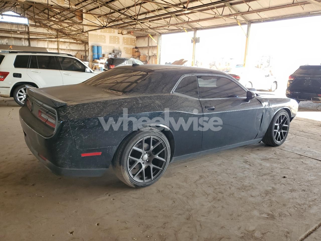 Photo 3 of 2016 DODGE CHALLENGER R/T (VIN 2C3CDZBT4GH195415)