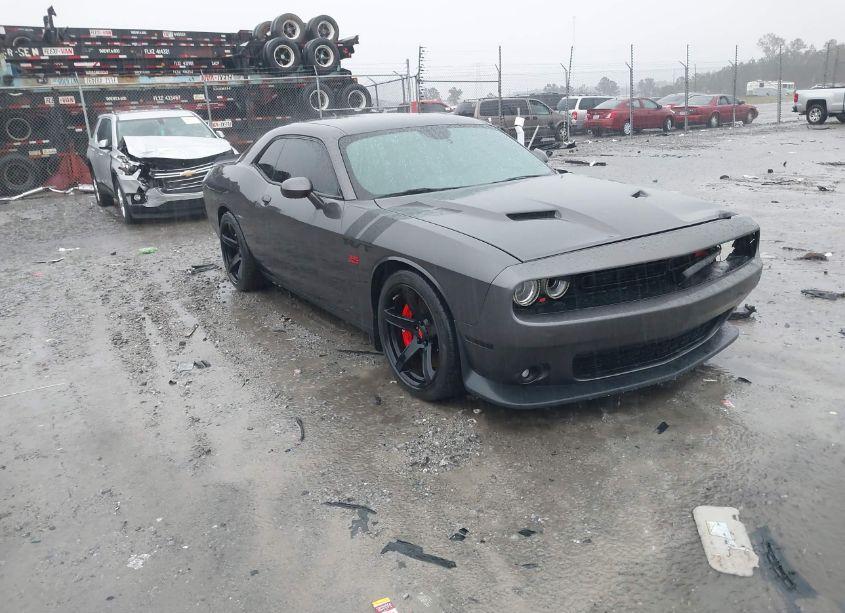2016 Dodge Challenger R/T (VIN 2C3CDZBT4GH271618) main photo