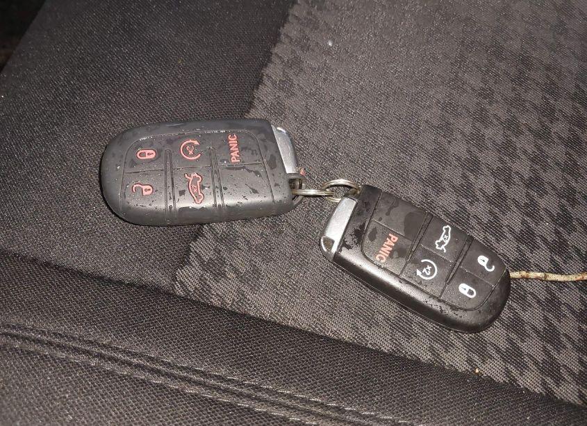 Photo 11 of 2016 Dodge Challenger R/T (VIN 2C3CDZBT4GH271618)