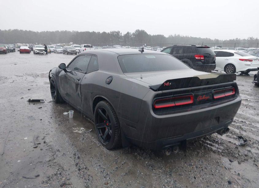 Photo 3 of 2016 Dodge Challenger R/T (VIN 2C3CDZBT4GH271618)