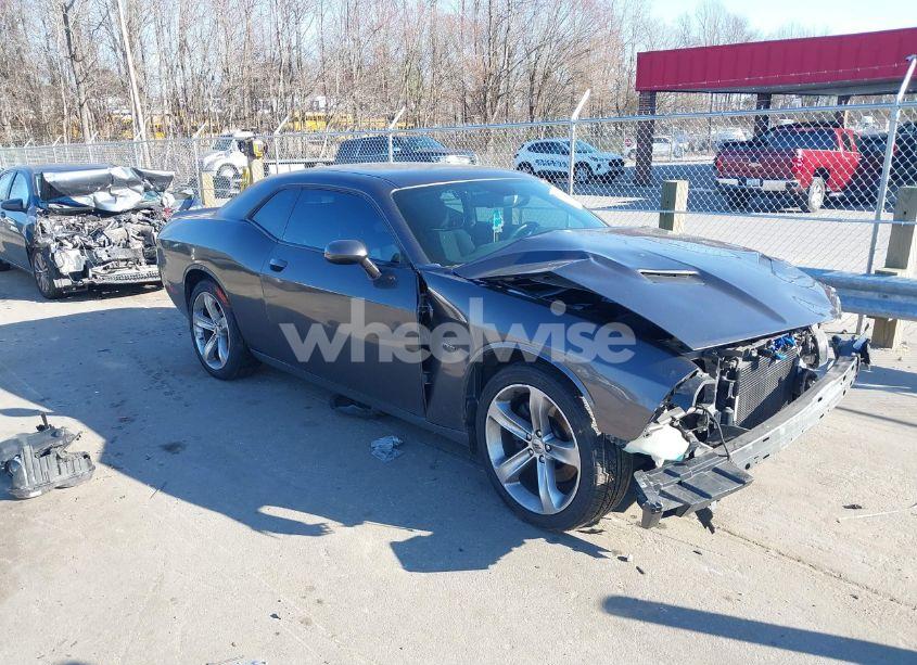 2018 Dodge Challenger R/T (VIN 2C3CDZBT4JH182526) main photo