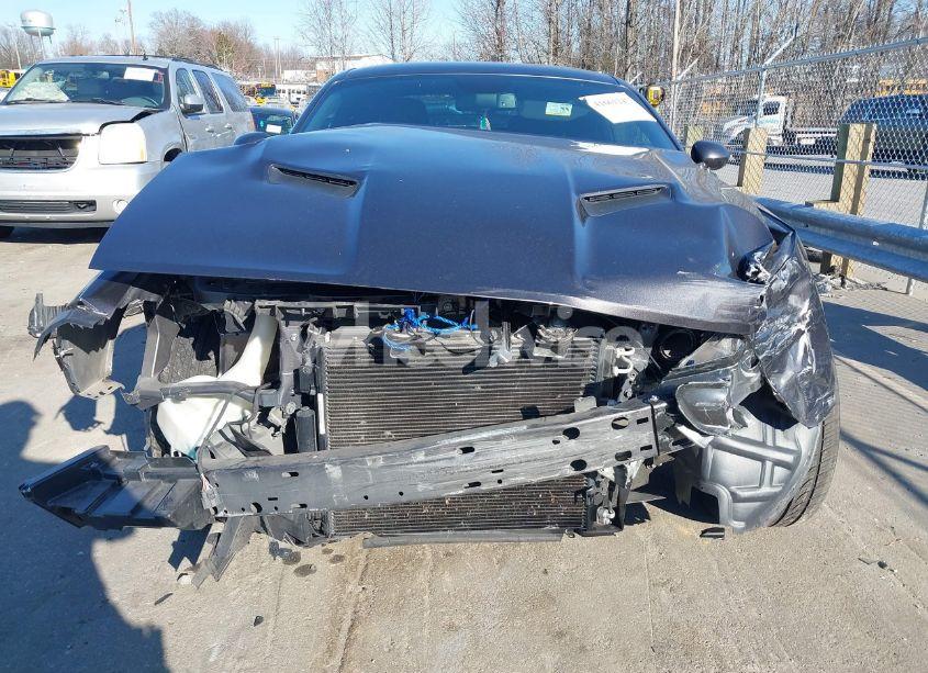 Photo 12 of 2018 Dodge Challenger R/T (VIN 2C3CDZBT4JH182526)