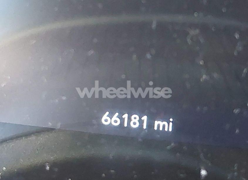 Photo 15 of 2018 Dodge Challenger R/T (VIN 2C3CDZBT4JH182526)