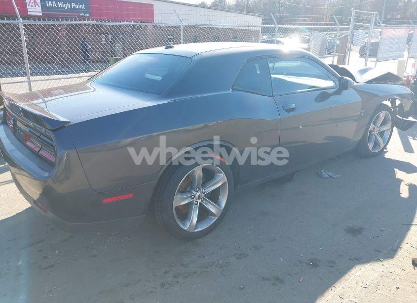 Photo 4 of 2018 Dodge Challenger R/T (VIN 2C3CDZBT4JH182526)
