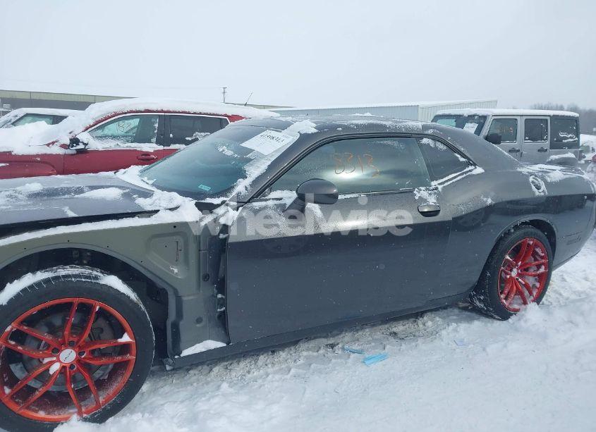 Photo 15 of 2019 Dodge Challenger R/T (VIN 2C3CDZBT4KH539074)