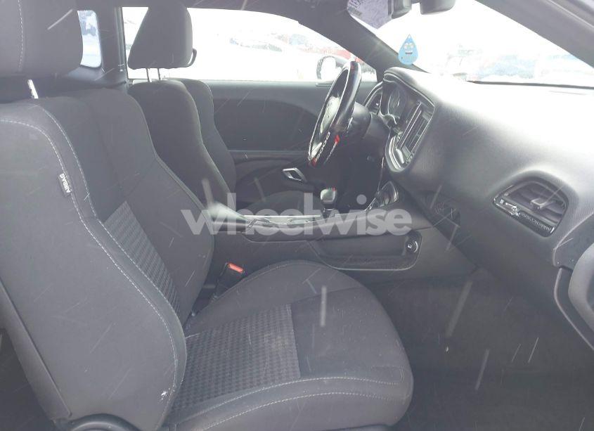 Photo 5 of 2019 Dodge Challenger R/T (VIN 2C3CDZBT4KH539074)