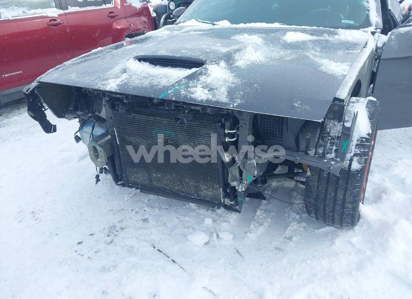 Photo 6 of 2019 Dodge Challenger R/T (VIN 2C3CDZBT4KH539074)