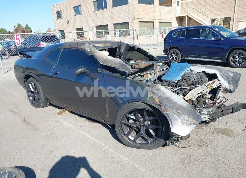 2021 Dodge Challenger R/T (VIN 2C3CDZBT4MH640957) main photo