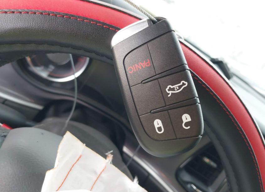 Photo 11 of 2022 Dodge Challenger R/T (VIN 2C3CDZBT4NH105600)