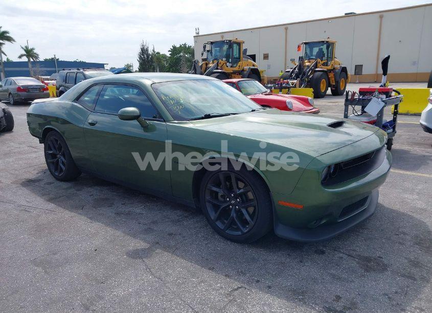 2022 Dodge Challenger R/T (VIN 2C3CDZBT4NH105788) main photo