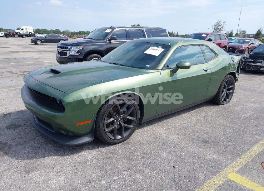 Photo 2 of 2022 Dodge Challenger R/T (VIN 2C3CDZBT4NH105788)