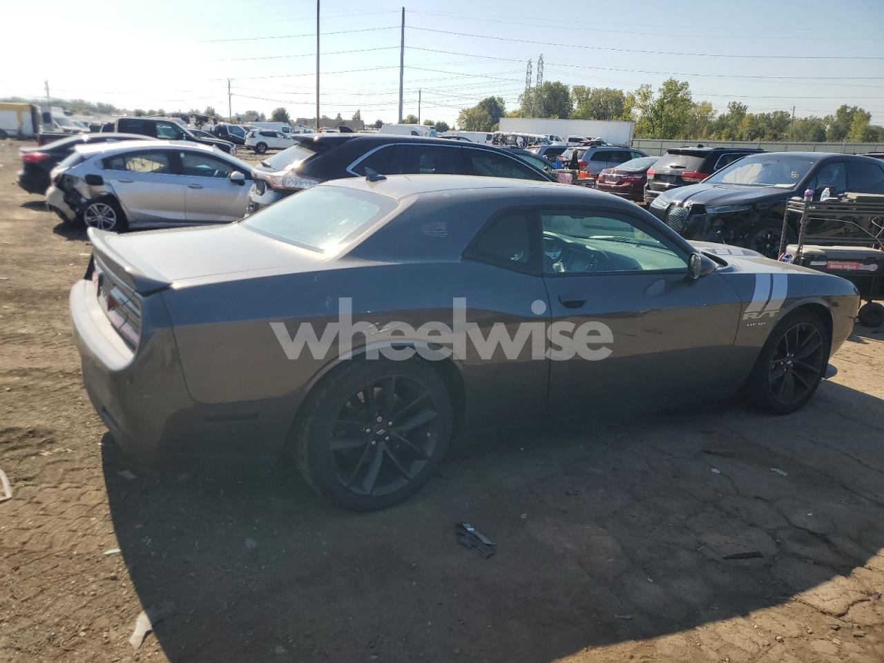 Photo 3 of 2022 DODGE CHALLENGER R/T (VIN 2C3CDZBT4NH196366)