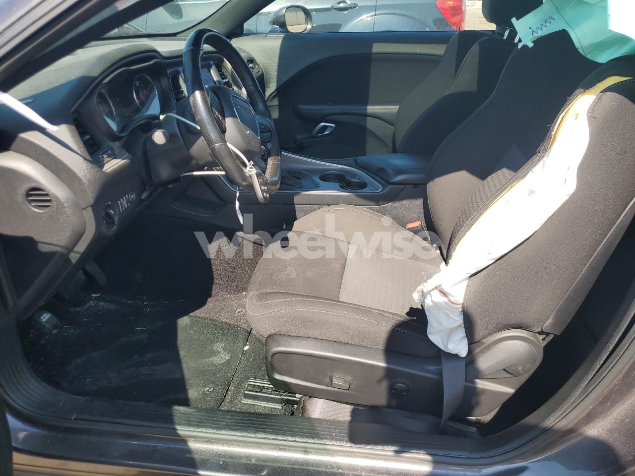 Photo 7 of 2022 DODGE CHALLENGER R/T (VIN 2C3CDZBT4NH196366)