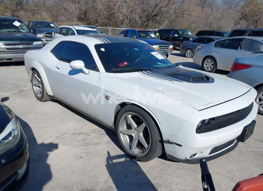 2015 Dodge Challenger R/T PLUS SHAKER (VIN 2C3CDZBT5FH906585) main photo