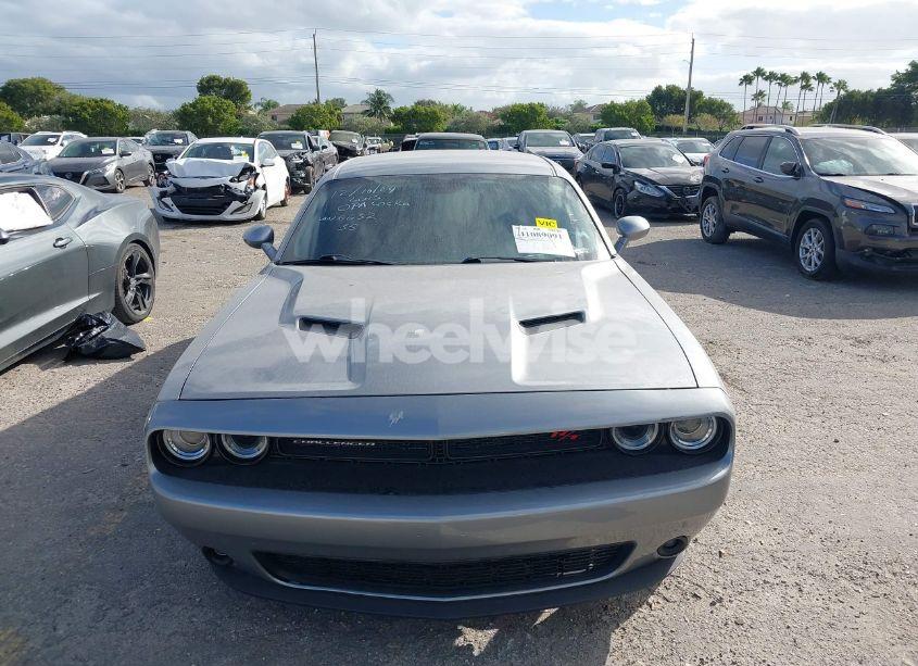 Photo 12 of 2016 Dodge Challenger R/T (VIN 2C3CDZBT5GH176632)