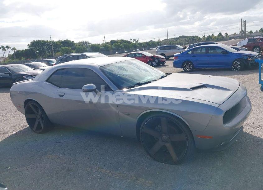 Photo 13 of 2016 Dodge Challenger R/T (VIN 2C3CDZBT5GH176632)