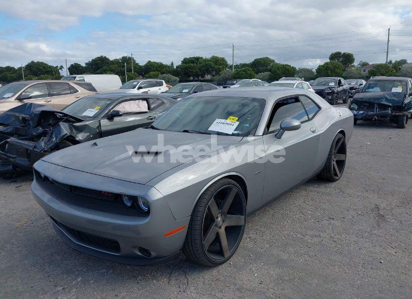 Photo 6 of 2016 Dodge Challenger R/T (VIN 2C3CDZBT5GH176632)